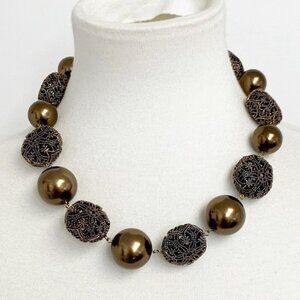 CAROLEE New York faux big pearl floral chunky statement necklace NWT